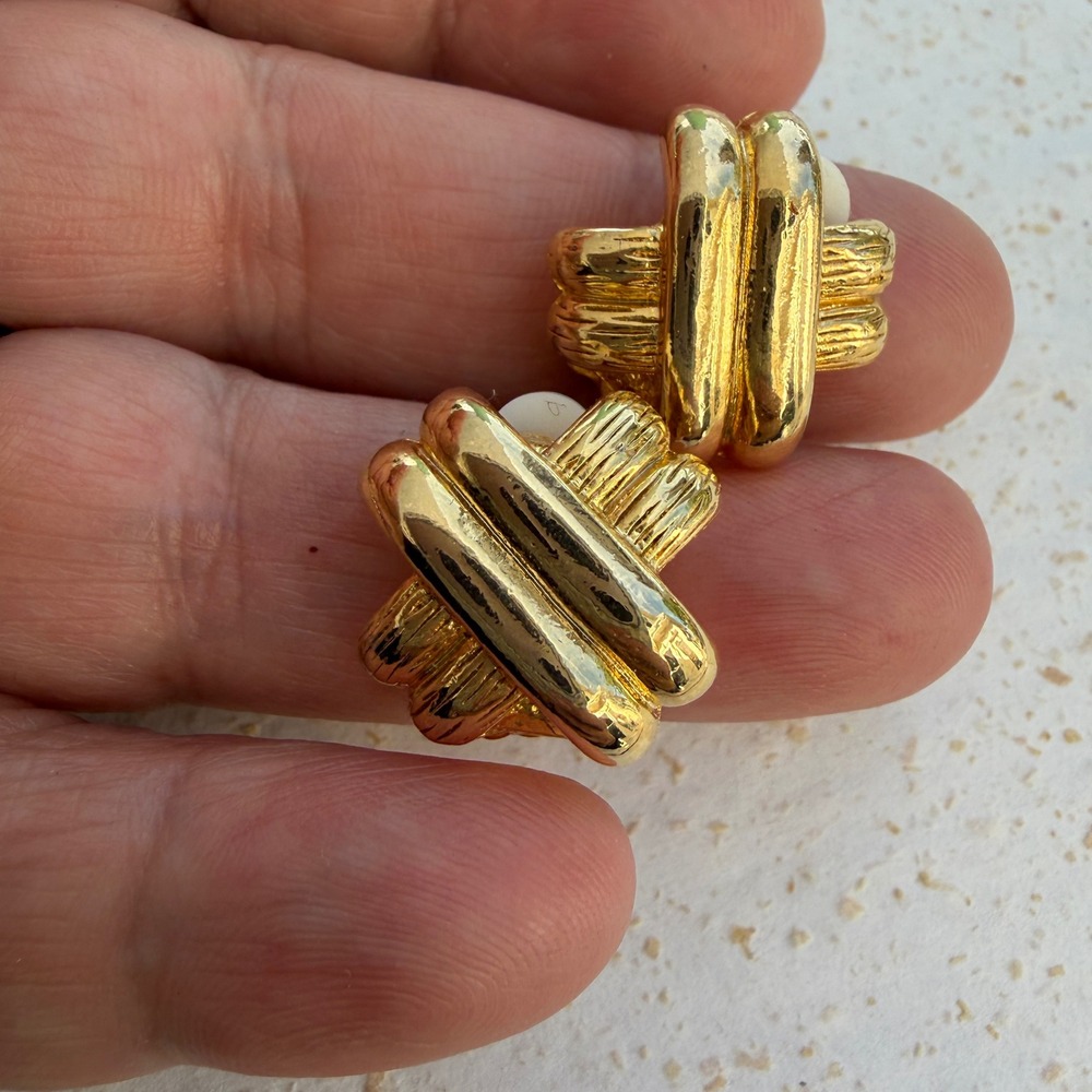 Vintage Gold Tone Crisscross X Clip On Earrings Textured Statement Studs 1980s